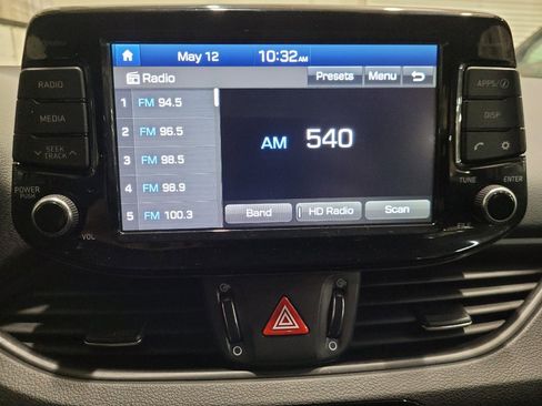 Used 2018 Hyundai Elantra GT w/ Style Package 02 FWD image 25