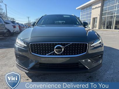 New 2026 Volvo V60 B5 Cross Country Plus w/ Protection Package Premier