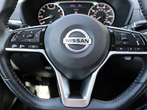 Used 2020 Nissan Altima 2.5 SR FWD image 18