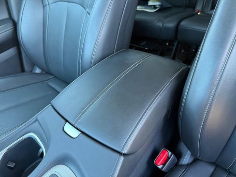 Used 2025 INFINITI QX60 Pure image 24