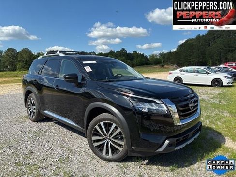 Used 2024 Nissan Pathfinder Platinum w/ Cargo Package FWD image 8