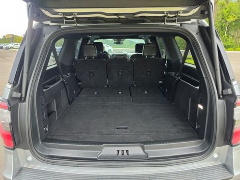 Used 2021 Ford Expedition Max Limited RWD image 12
