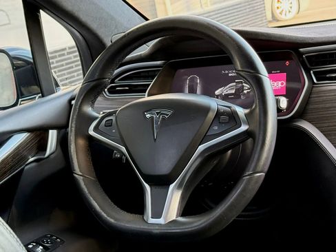 Used 2016 Tesla Model X 90D AWD/4WD image 14
