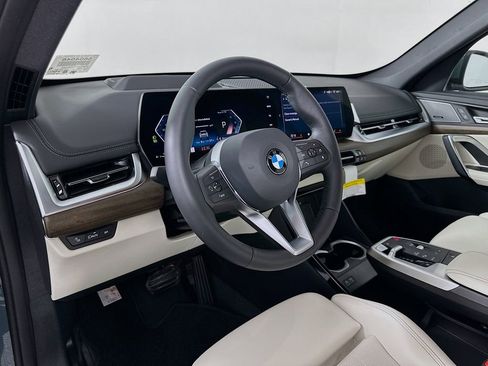 New 2026 BMW X1 xDrive28i w/ Technology Package image 9