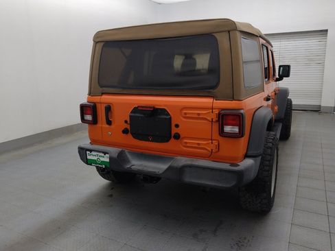 Used 2019 Jeep Wrangler Unlimited Sport S image 7