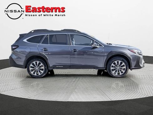 Used 2023 Subaru Outback Limited image 4