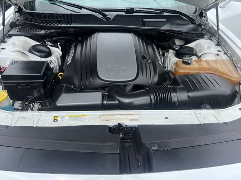 Used 2012 Dodge Challenger R/T RWD image 14