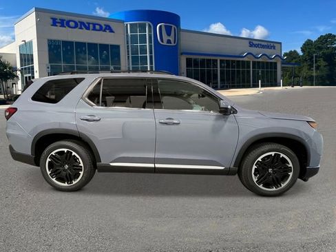 New 2026 Honda Pilot Touring image 6