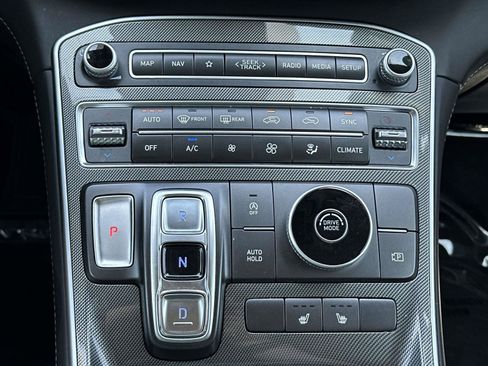 Certified 2023 Hyundai Santa Fe SEL w/ Premium Package FWD image 19