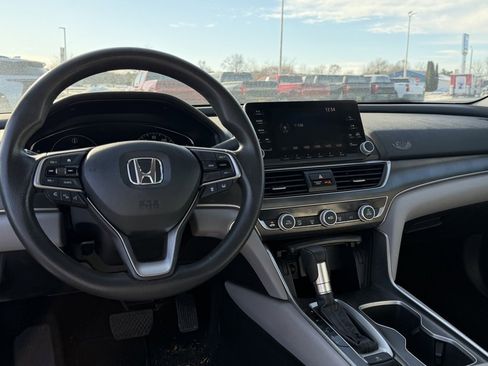 Used 2019 Honda Accord LX image 19