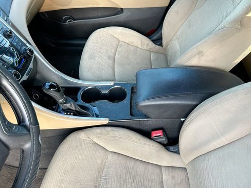 Used 2011 Hyundai Sonata Hybrid FWD image 27