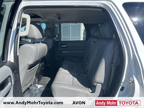 Used 2014 Toyota Sequoia Limited AWD/4WD image 34