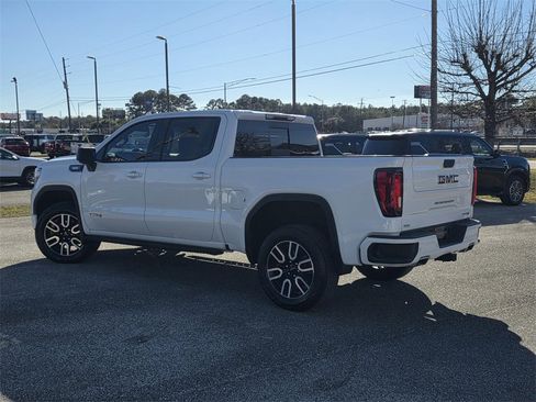 Used 2021 GMC Sierra 1500 AT4 w/ AT4 Value Package image 5