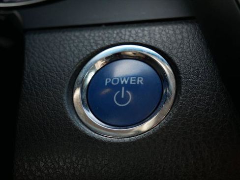 Certified 2020 Toyota Camry LE FWD image 27