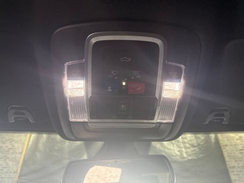 Used 2022 RAM 2500 Laramie AWD/4WD image 14
