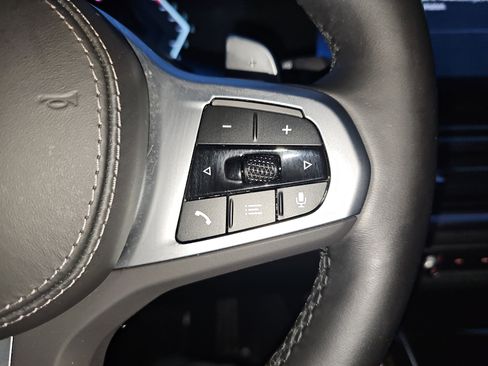 Used 2023 BMW X7 xDrive40i w/ Executive Package image 20