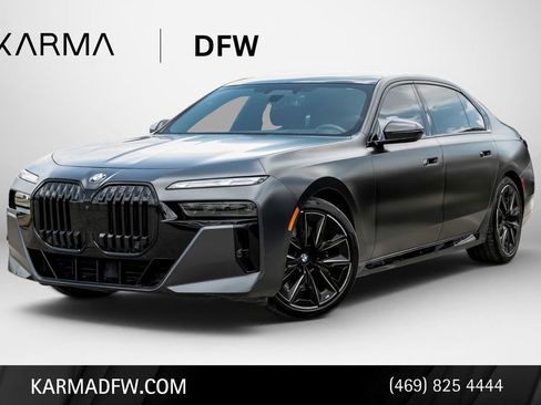 Used 2024 BMW 760i xDrive AWD/4WD image 1