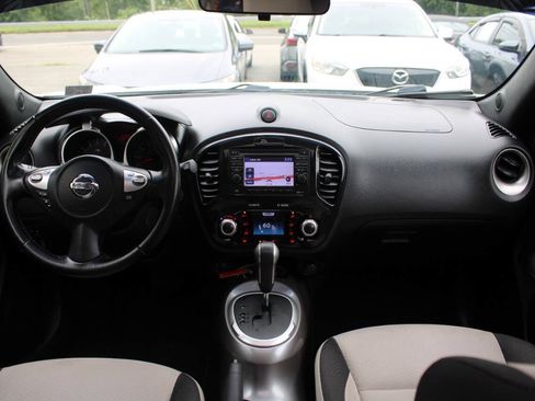 Used 2012 Nissan Juke SV AWD/4WD image 34