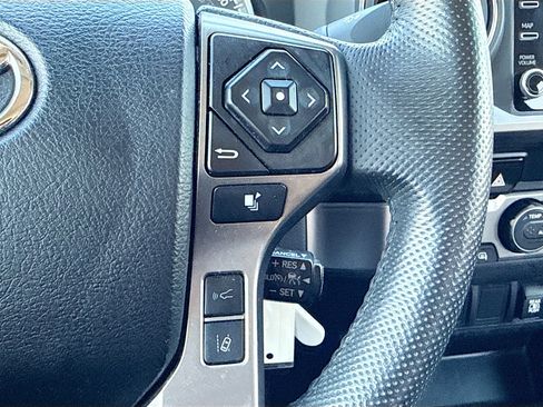 Used 2022 Toyota Tacoma SR5 image 36