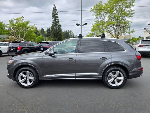 Used 2021 Audi Q7 2.0T Premium Plus w/ Premium Plus Package AWD/4WD image 16