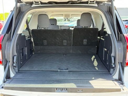 Used 2025 Ford Expedition Max Active AWD/4WD image 27