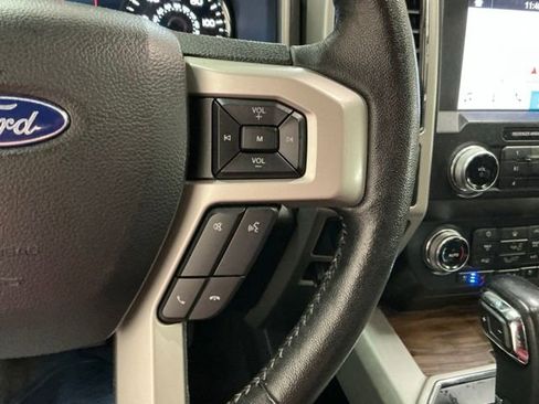 Used 2019 Ford F150 Lariat w/ Equipment Group 502A Luxury AWD/4WD image 29