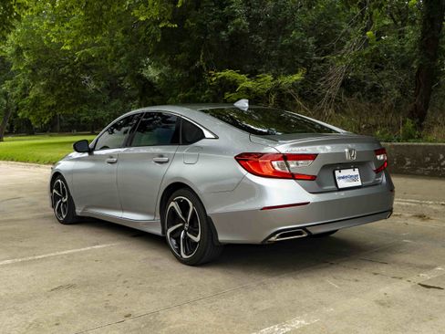 Used 2019 Honda Accord Sport image 7