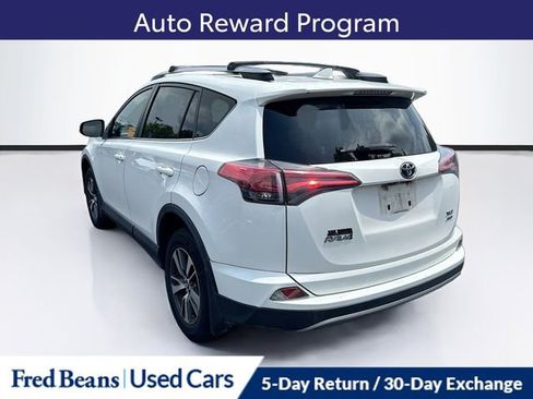 Used 2018 Toyota RAV4 XLE w/ Plus Extra Value Package AWD/4WD image 7