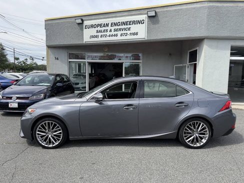 Used 2014 Lexus IS 250 AWD w/ Navigation Package image 4