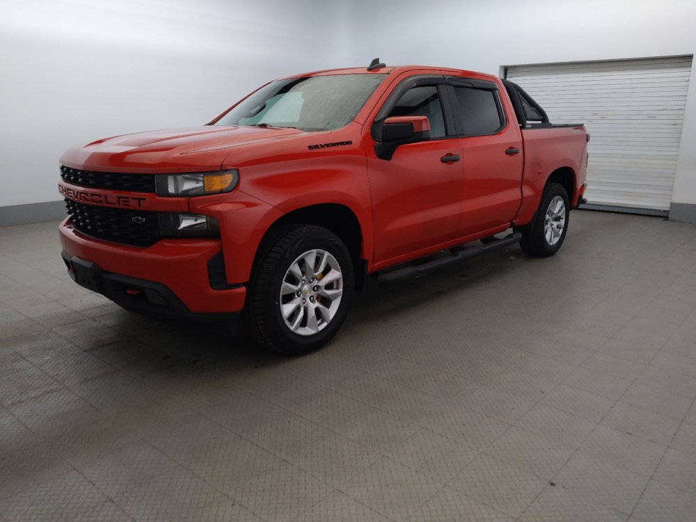 Used 2020 Chevrolet Silverado 1500 Custom w/ Custom Value Package AWD/4WD image 2