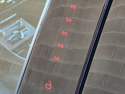 Used 2024 Lincoln Aviator Reserve image 10