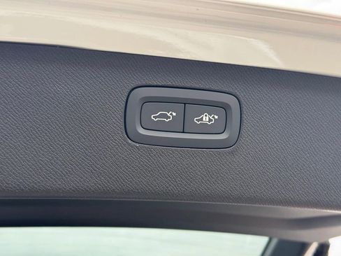 New 2026 Volvo XC90 T8 Ultra w/ Protection Package Premier AWD/4WD image 6