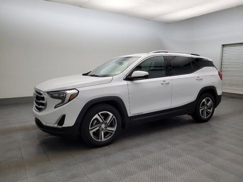 Used 2018 GMC Terrain SLT w/ Preferred Package FWD image 2