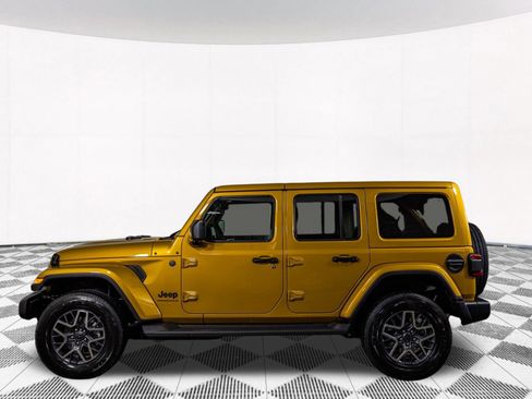 New 2026 Jeep Wrangler Unlimited Sahara AWD/4WD image 18