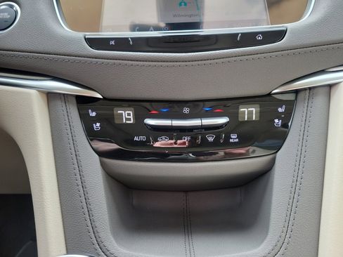 New 2026 Cadillac XT5 Premium Luxury image 18