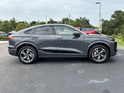New 2027 Audi Q6 e-tron Premium Plus AWD/4WD image 3