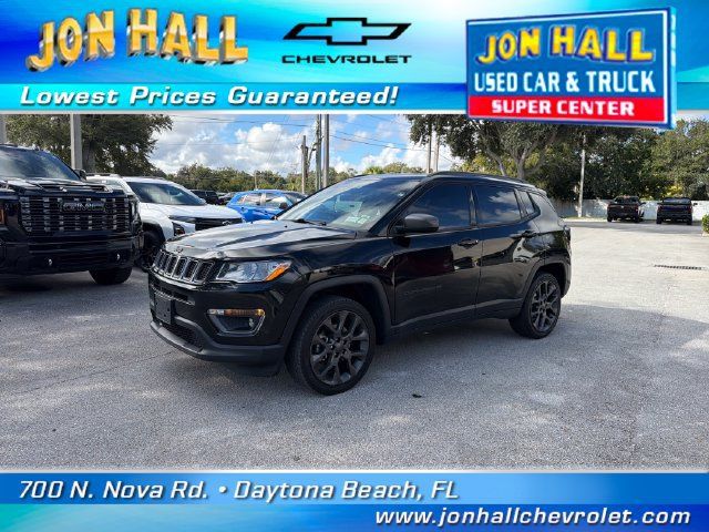 Used 2021 Jeep Compass Latitude w/ Sun and Sound Group AWD/4WD image 2