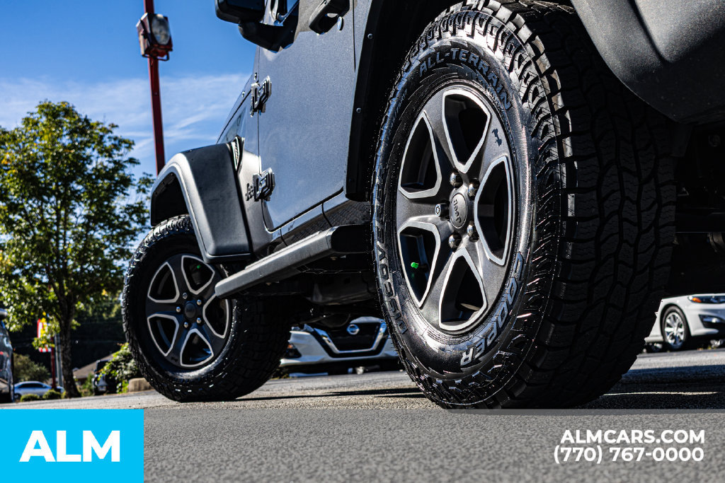 Used 2022 Jeep Wrangler Sport AWD/4WD image 15
