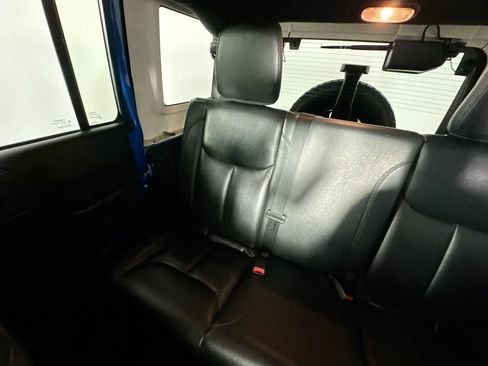 Used 2015 Jeep Wrangler Unlimited Sahara AWD/4WD image 12