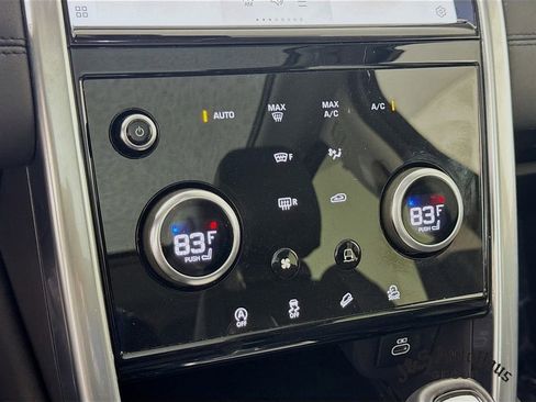 Used 2023 Land Rover Discovery Sport S image 20