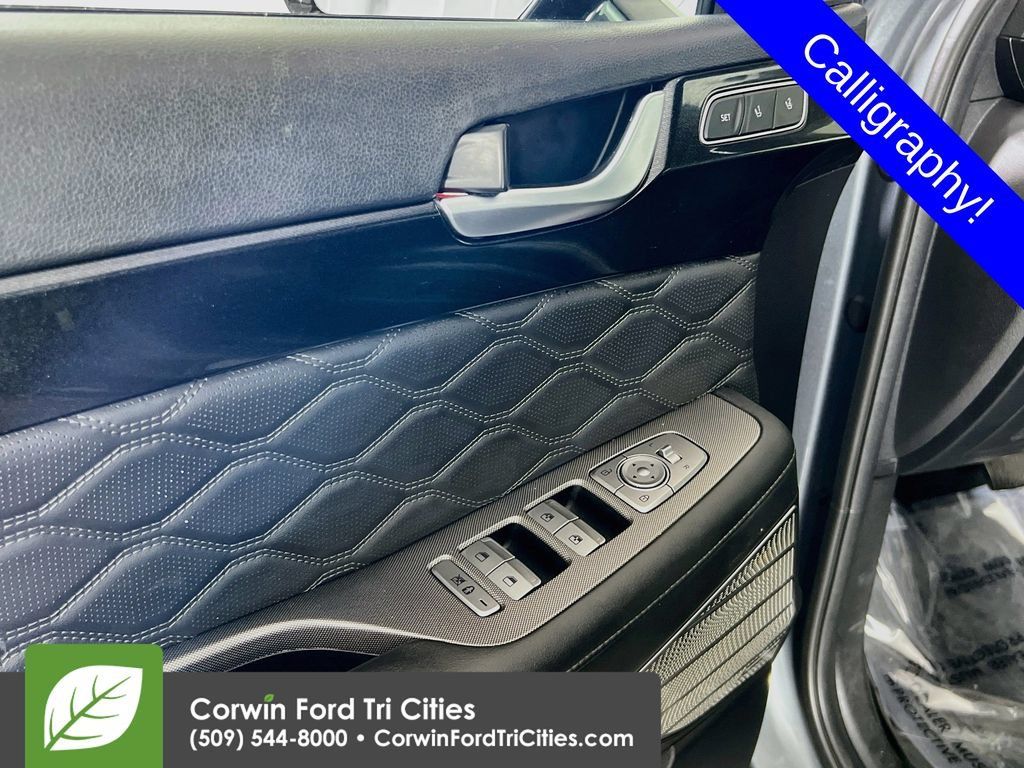 Used 2022 Hyundai Palisade Calligraphy AWD/4WD image 12