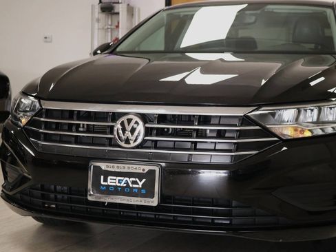 Used 2019 Volkswagen Jetta SE w/ Cold Weather Package FWD image 87