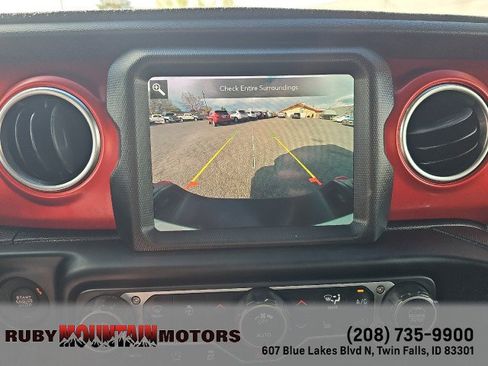 Used 2023 Jeep Gladiator Rubicon w/ Cold Weather Group image 23