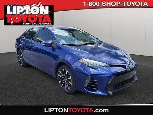 Used 2018 Toyota Corolla SE FWD image 1