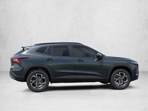 New 2026 Chevrolet Trax LT image 5