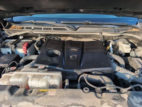 Used 2022 Toyota Tundra SR5 AWD/4WD image 16