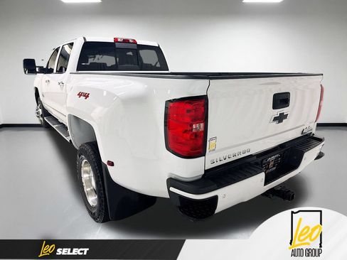 Used 2019 Chevrolet Silverado 3500 High Country AWD/4WD image 9