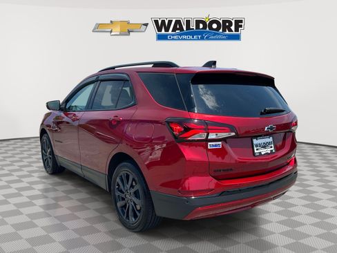 Used 2024 Chevrolet Equinox RS w/ RS Leather Package AWD/4WD image 4