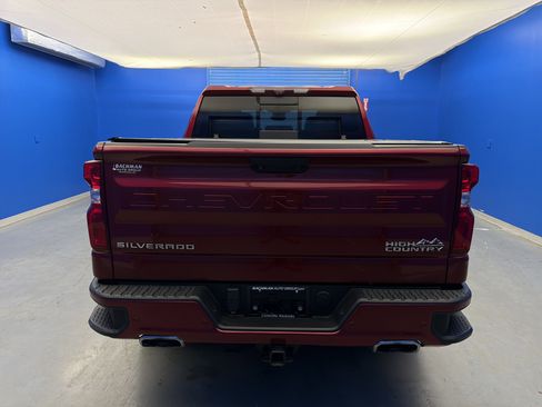 Used 2023 Chevrolet Silverado 1500 High Country w/ Technology Package image 6