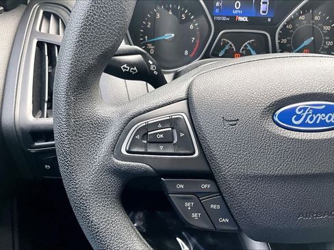 Used 2016 Ford Focus SE image 24